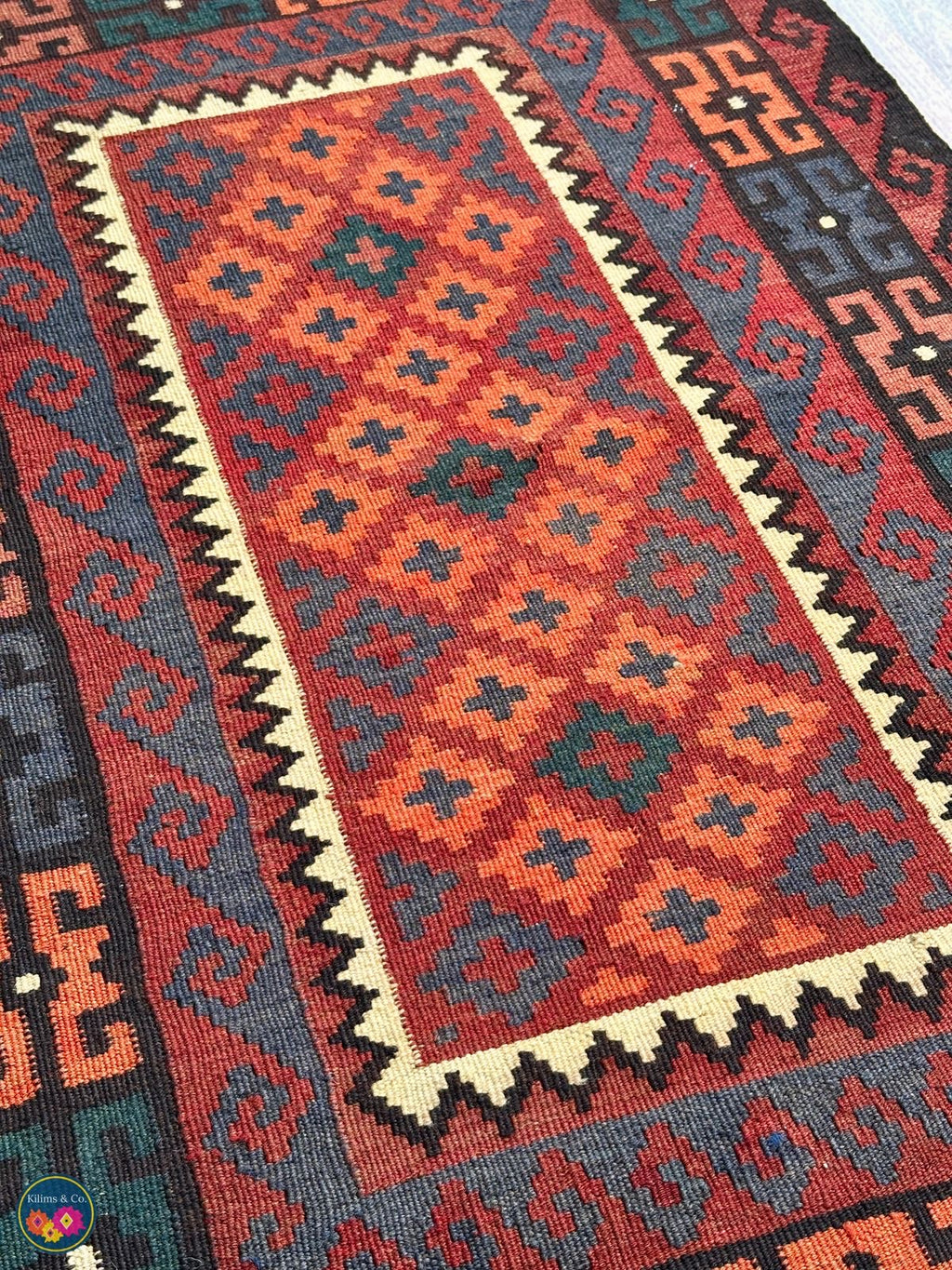 Pure wool kilim 4ft 9in x 2ft 11in