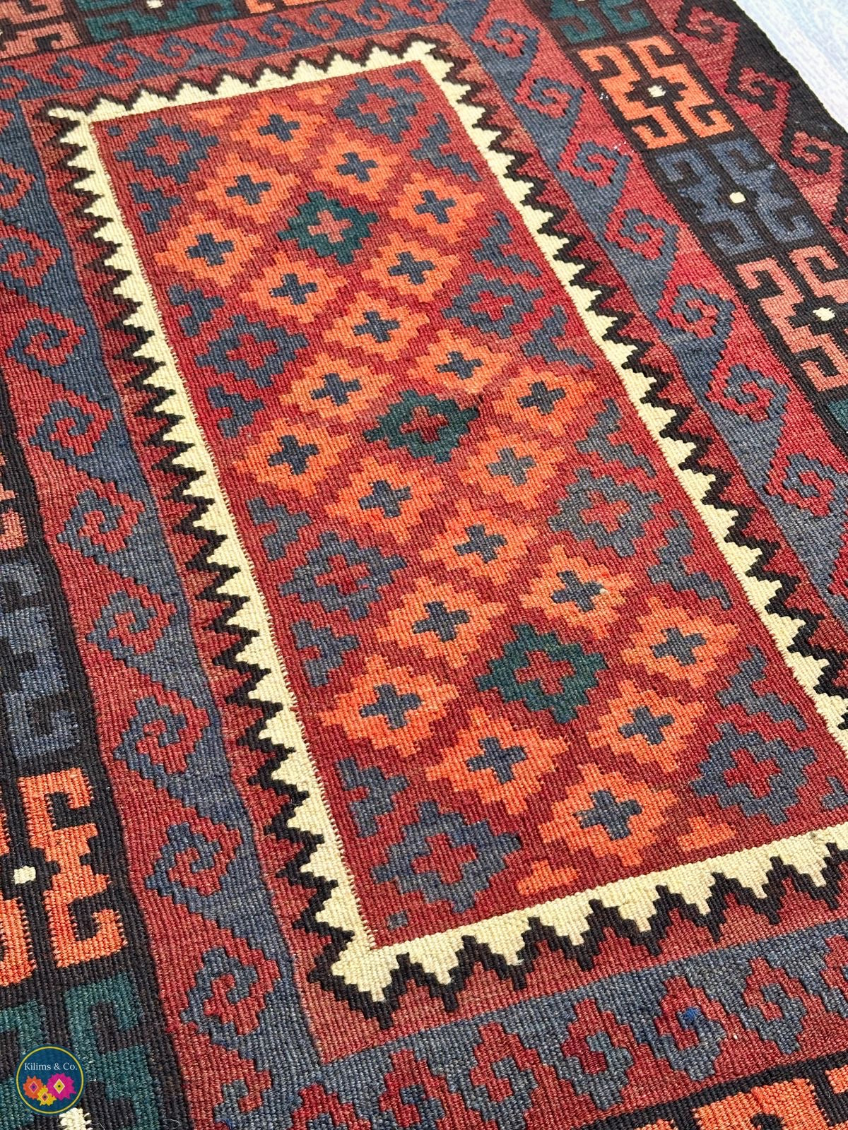 Pure wool kilim 4ft 9in x 2ft 11in