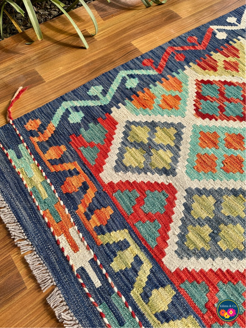 Pure wool kilim 4’10x3’5