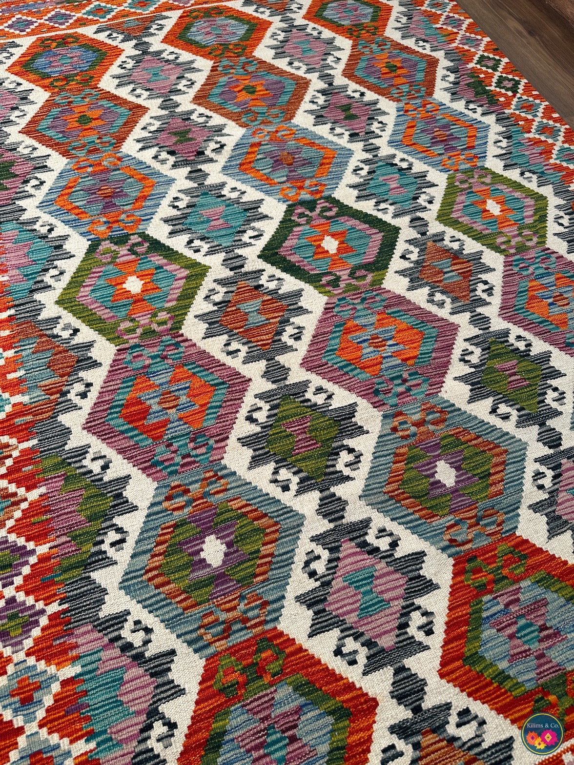 Pure Wool kilim 6ft 4in x 4ft 3in