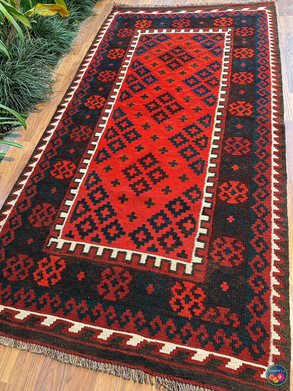 Pure wool kilim 6ft 5in x 3ft 3in