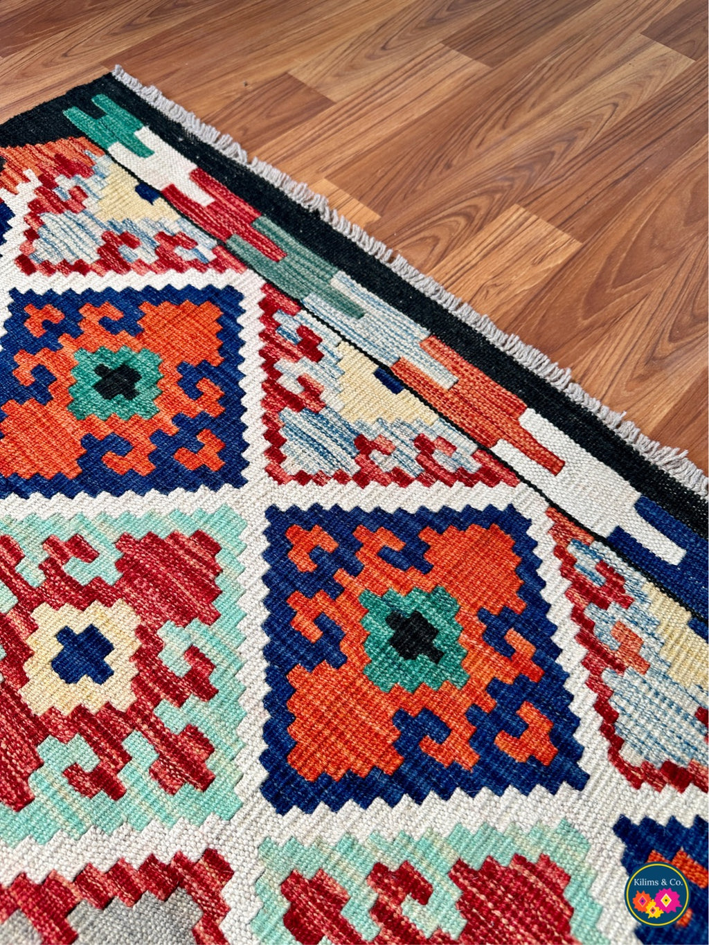 Pure wool kilim 5'7”x4'1”