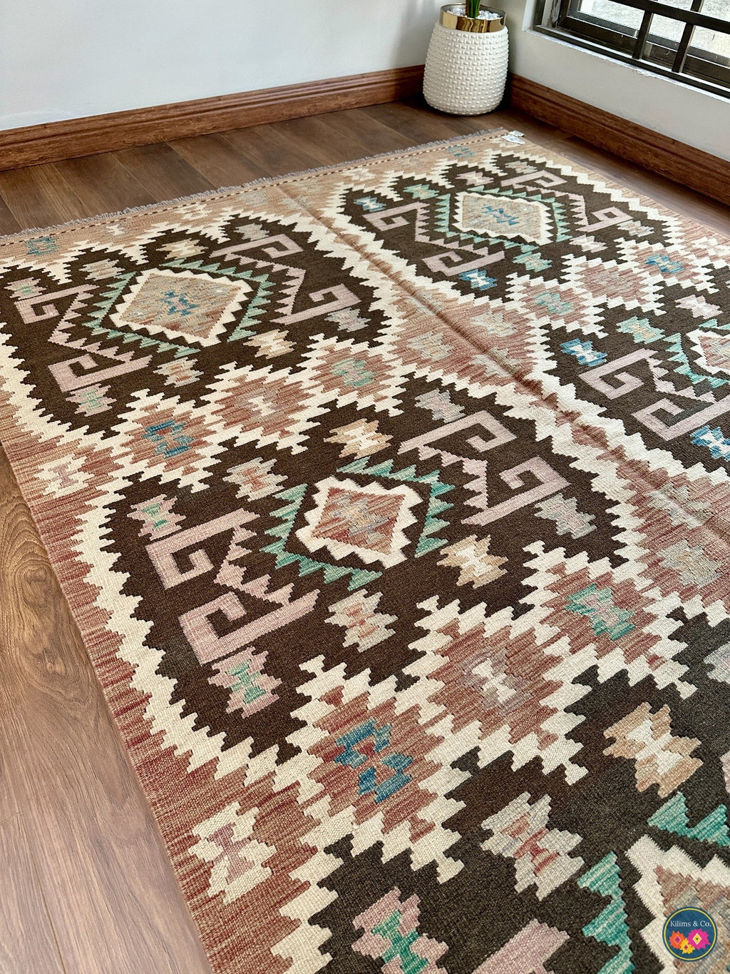 Pure Wool kilim 7ft 11in x 5ft 9in