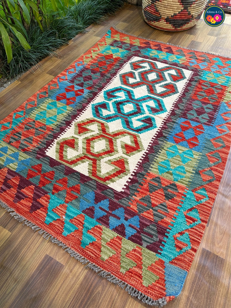 Pure wool kilim 4ft 11in x 3ft 6in