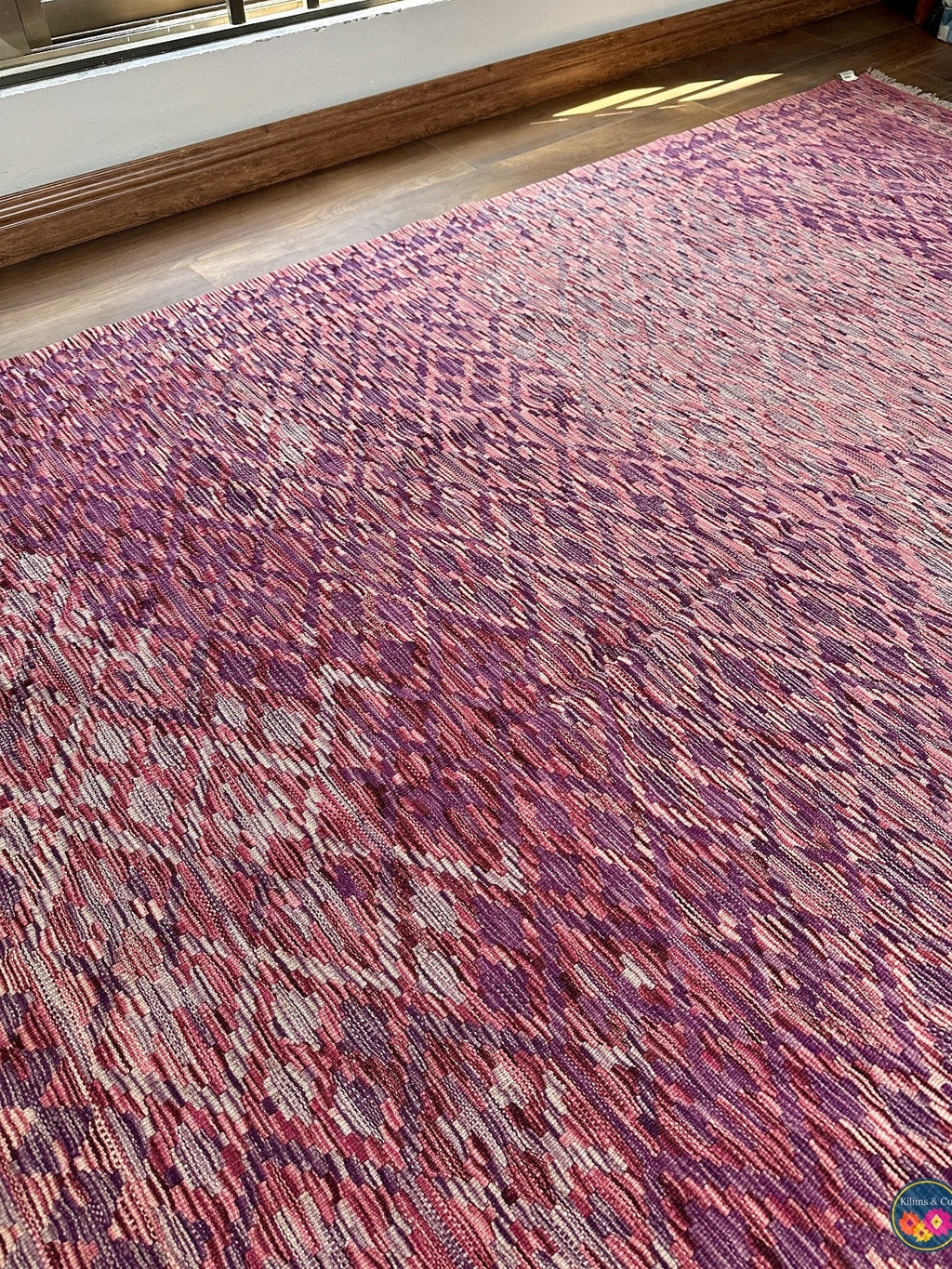 Pure Wool kilim 8ft 0in x 5ft 10in