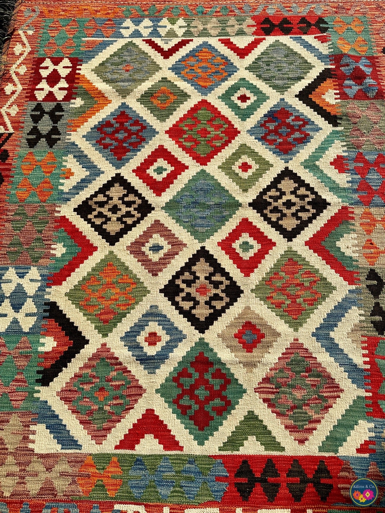Pure wool kilim (6′7″ × 5′2″ )