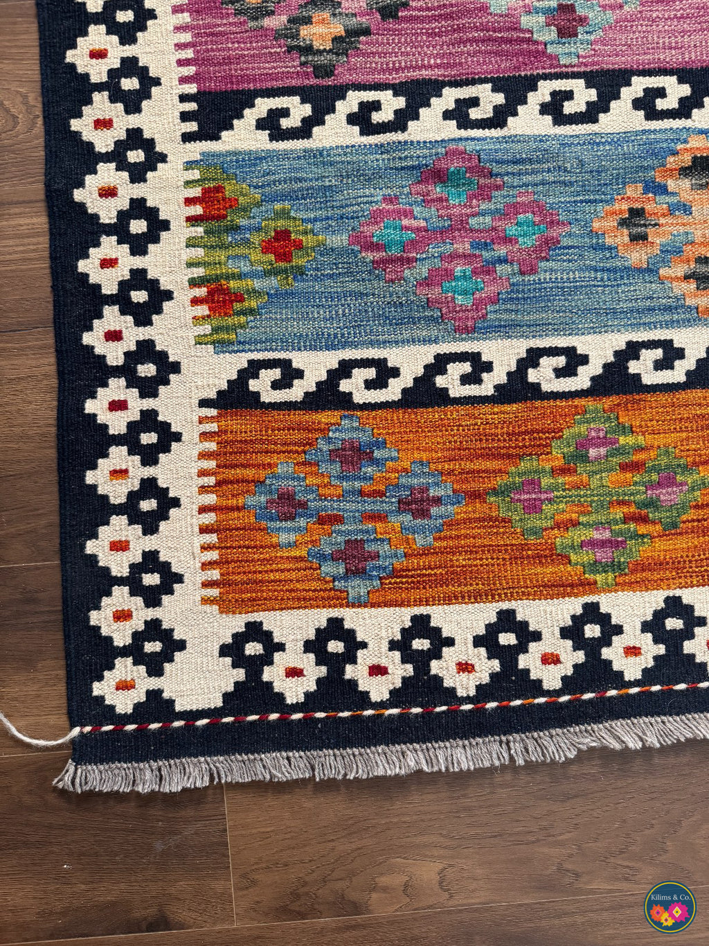 Pure Wool kilim 6ft 6in x 5ft 3in