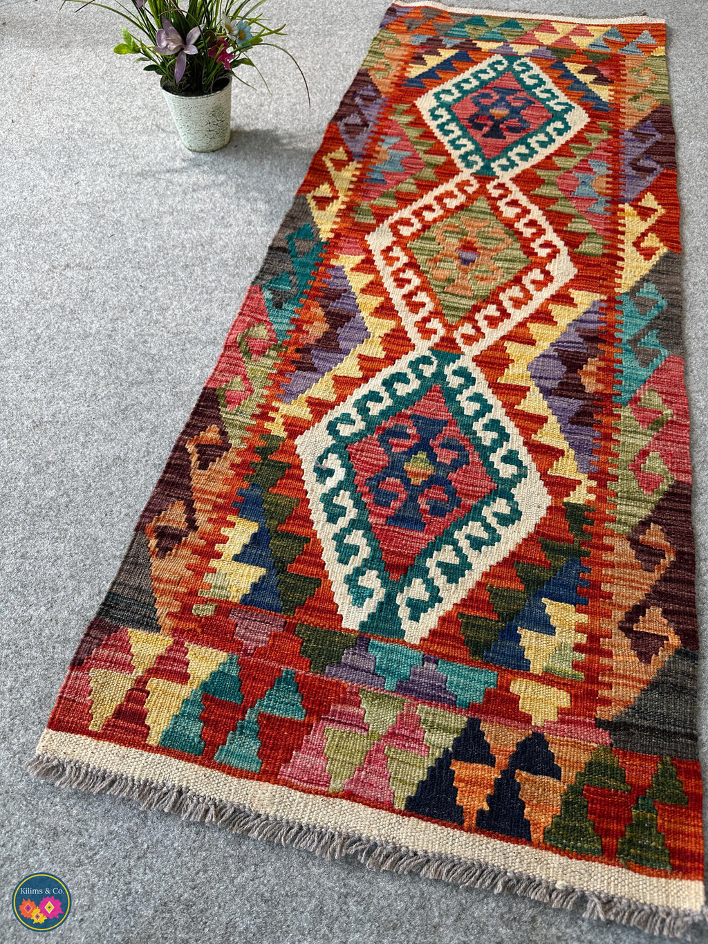 Table Runner (4’10” x 1'10”)