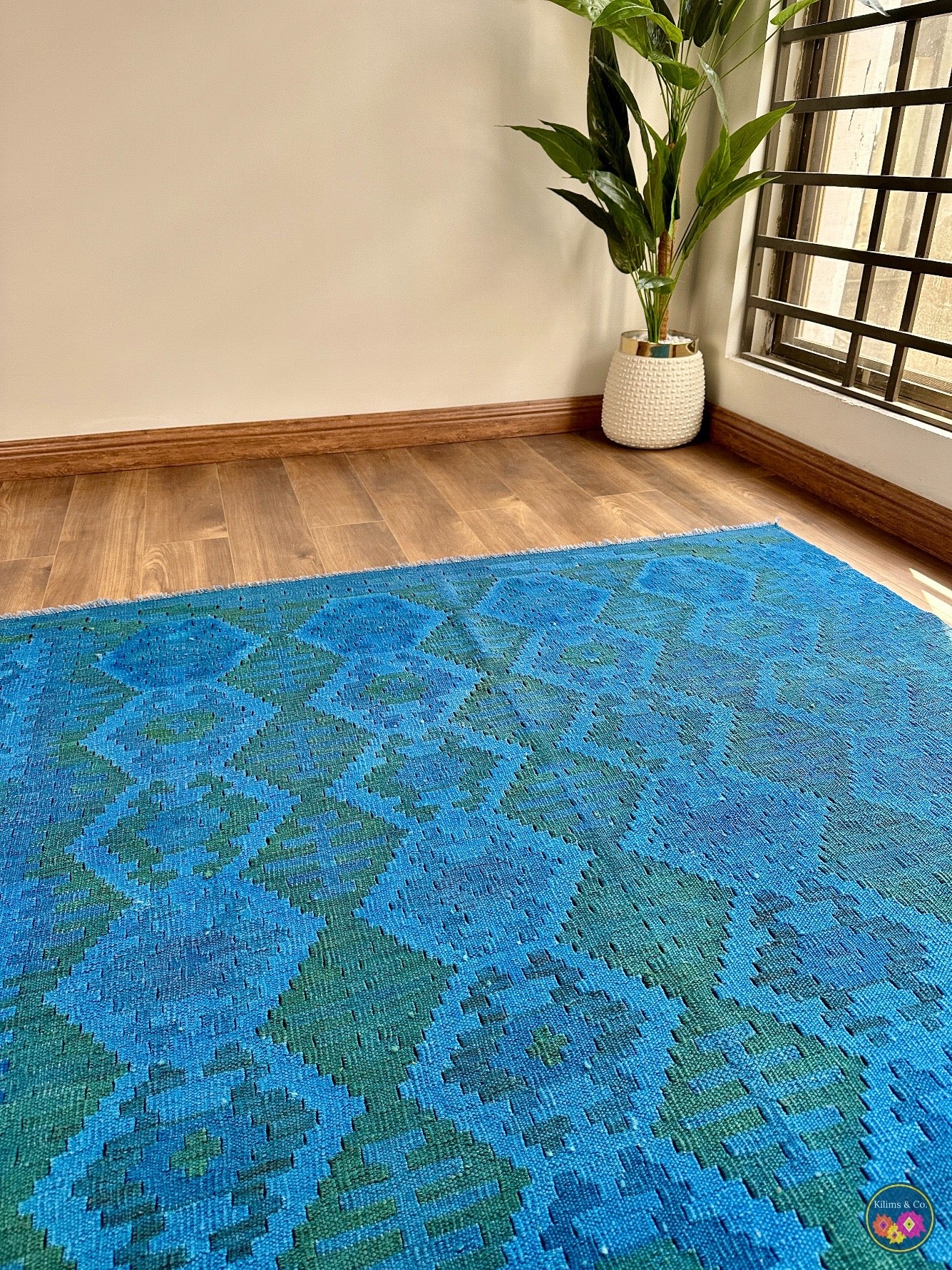 Pure Wool kilim 6ft 11in x 5ft 4in