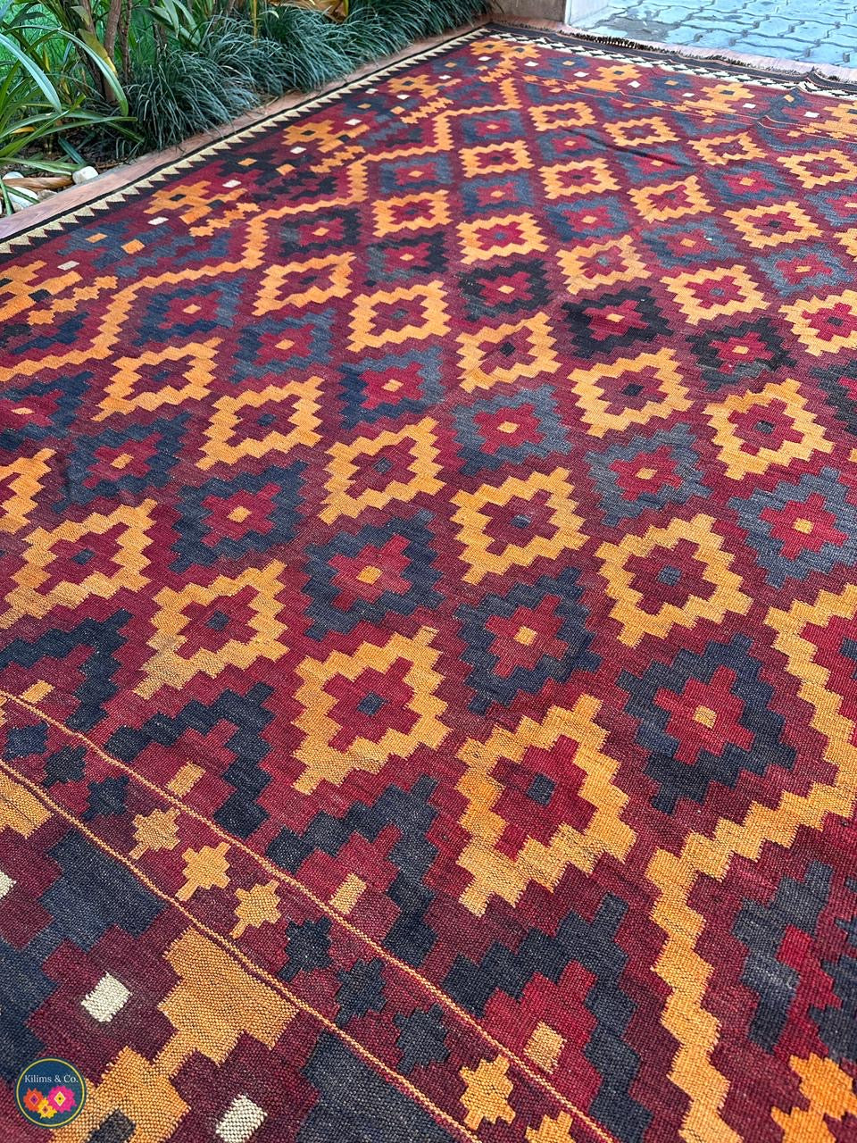Pure Wool kilim 9ft 3in x 6ft 7in