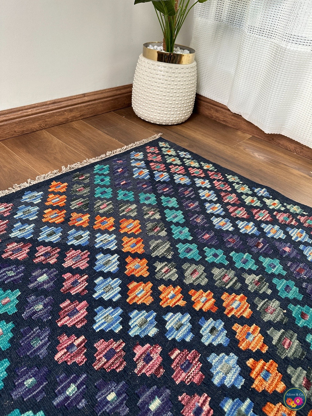 Pure Wool kilim 6ft 5in x 5ft 1in