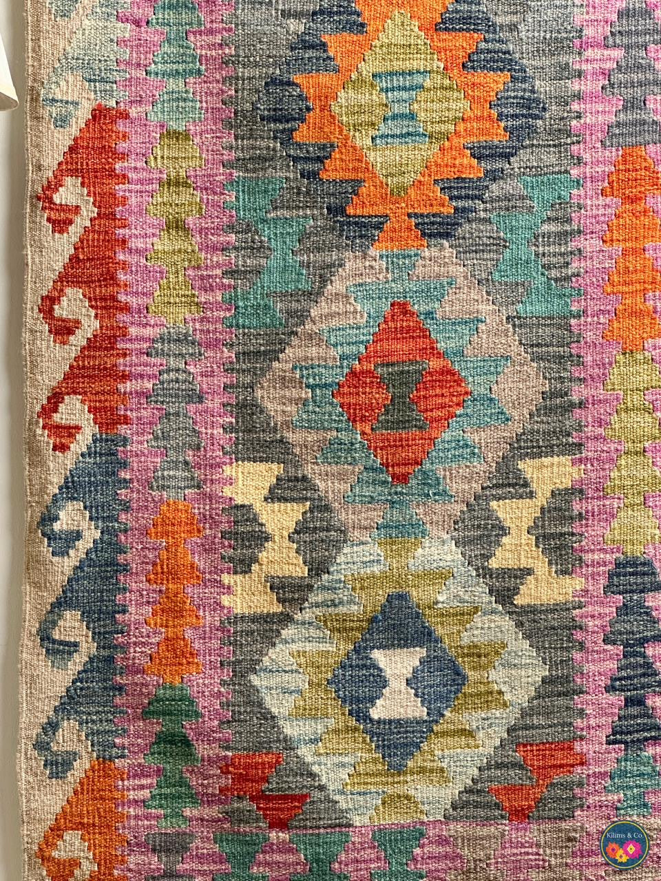 Pure Wool Hanging kilim 4’1”x2’7”