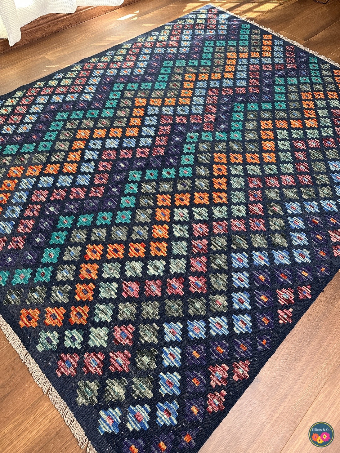 Pure Wool kilim 6ft 5in x 5ft 1in