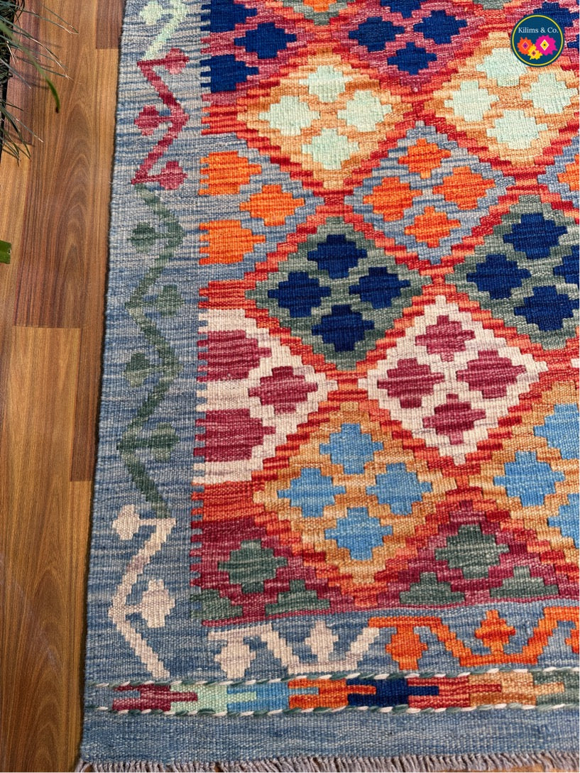 Pure wool kilim 4’11 x 3’4
