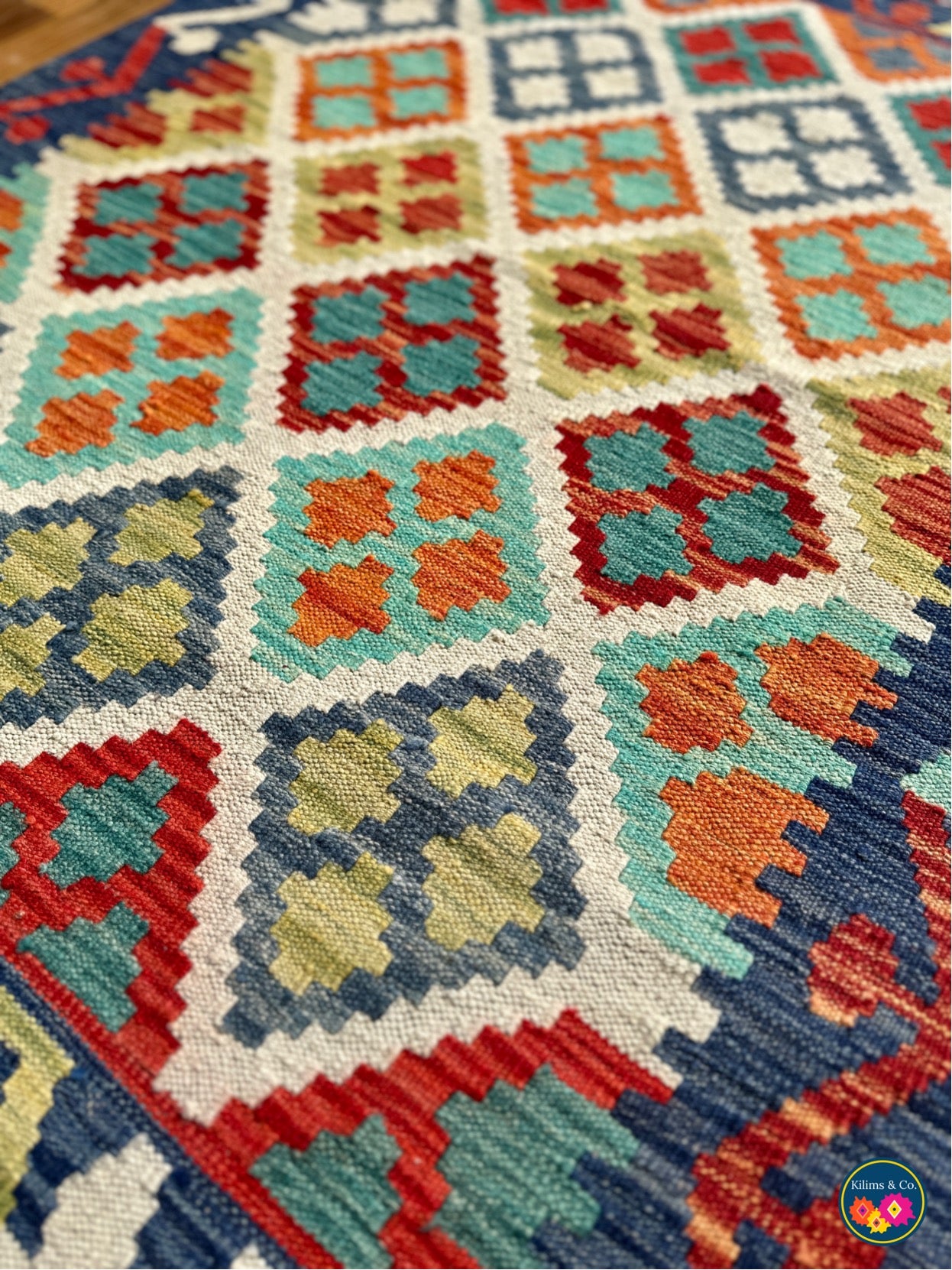 Pure wool kilim 4’10x3’5