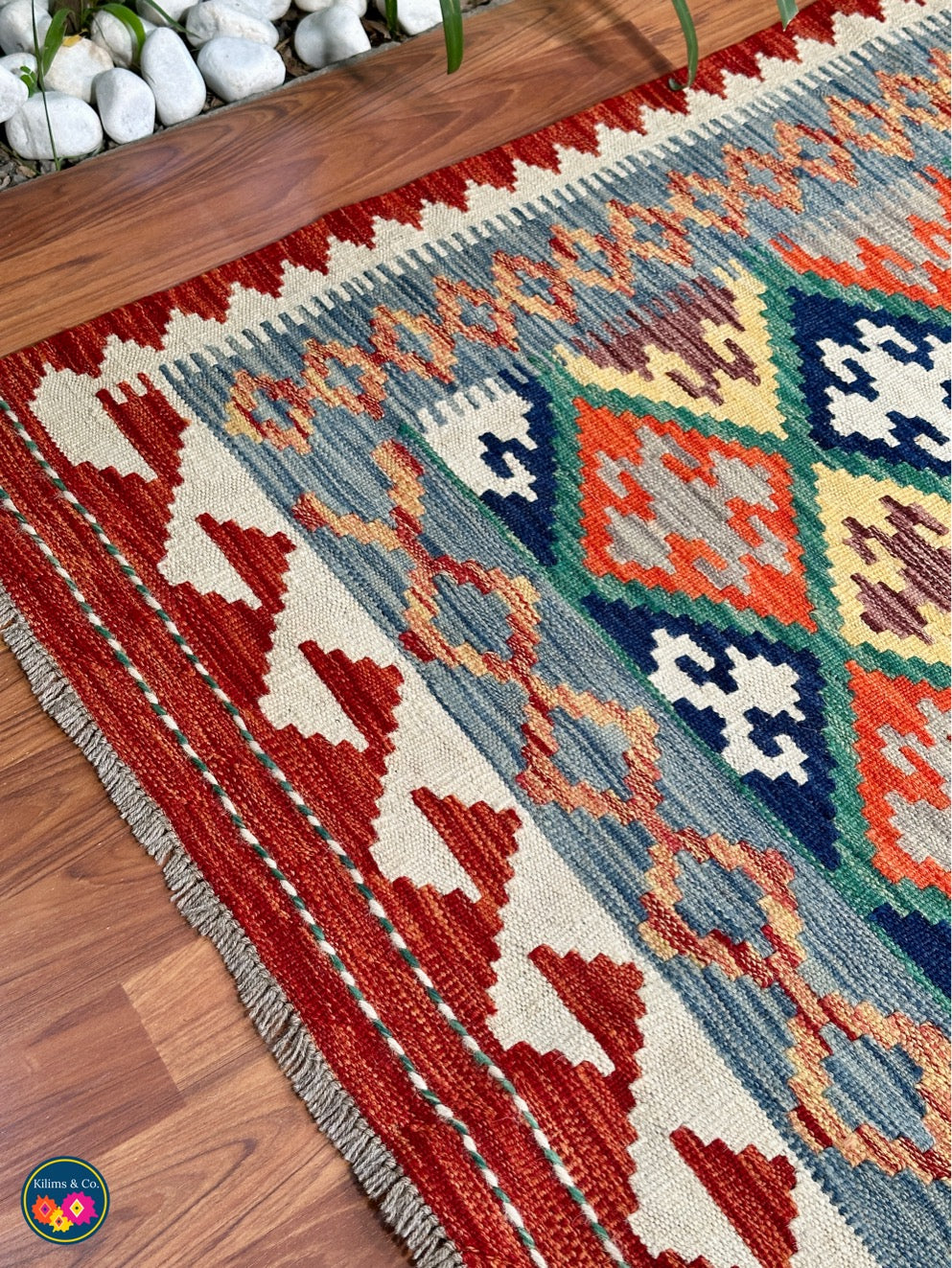 Pure wool kilim 5'7”x4'2”