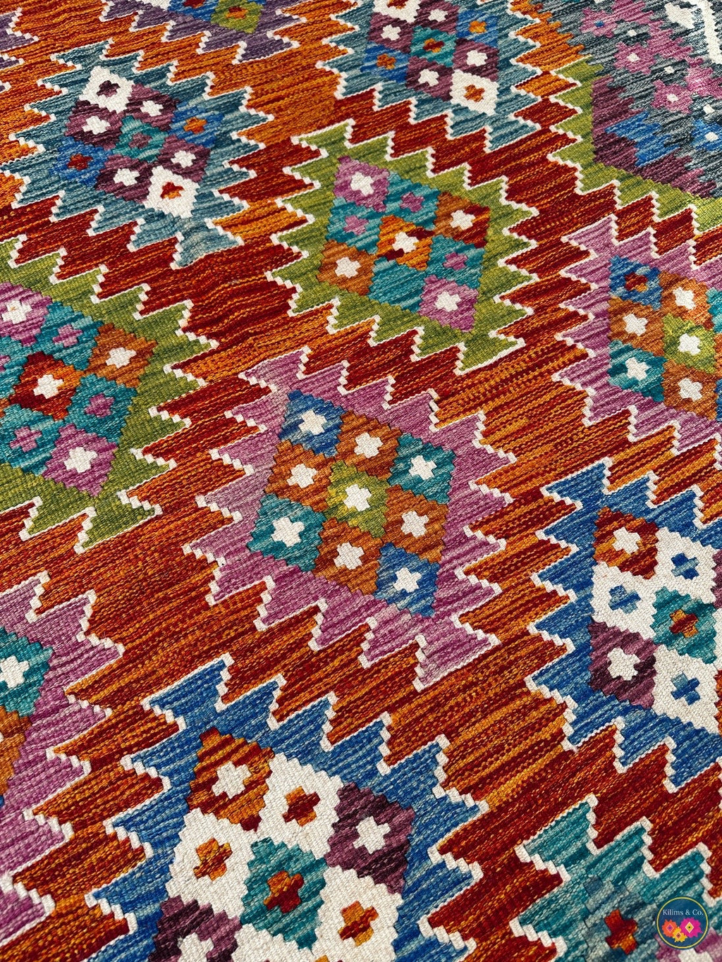 Pure Wool kilim 7ft 0in x 4ft 10in