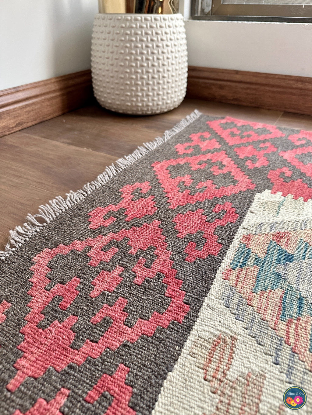 Pure Wool kilim 7ft 8in x 5ft 8in