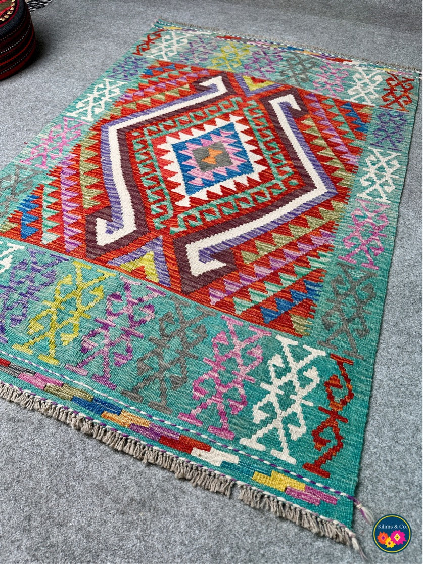 Pure wool kilim 4ft 10in x 3ft 4in