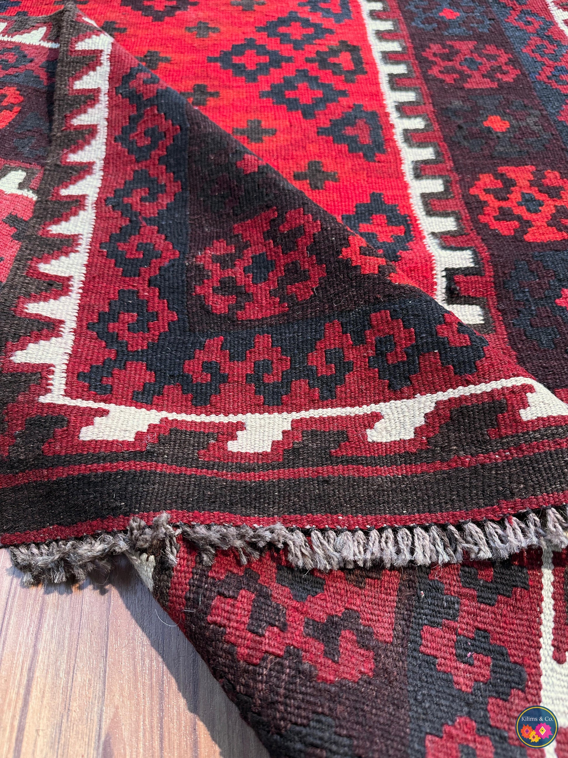 Pure wool kilim 6ft 5in x 3ft 3in