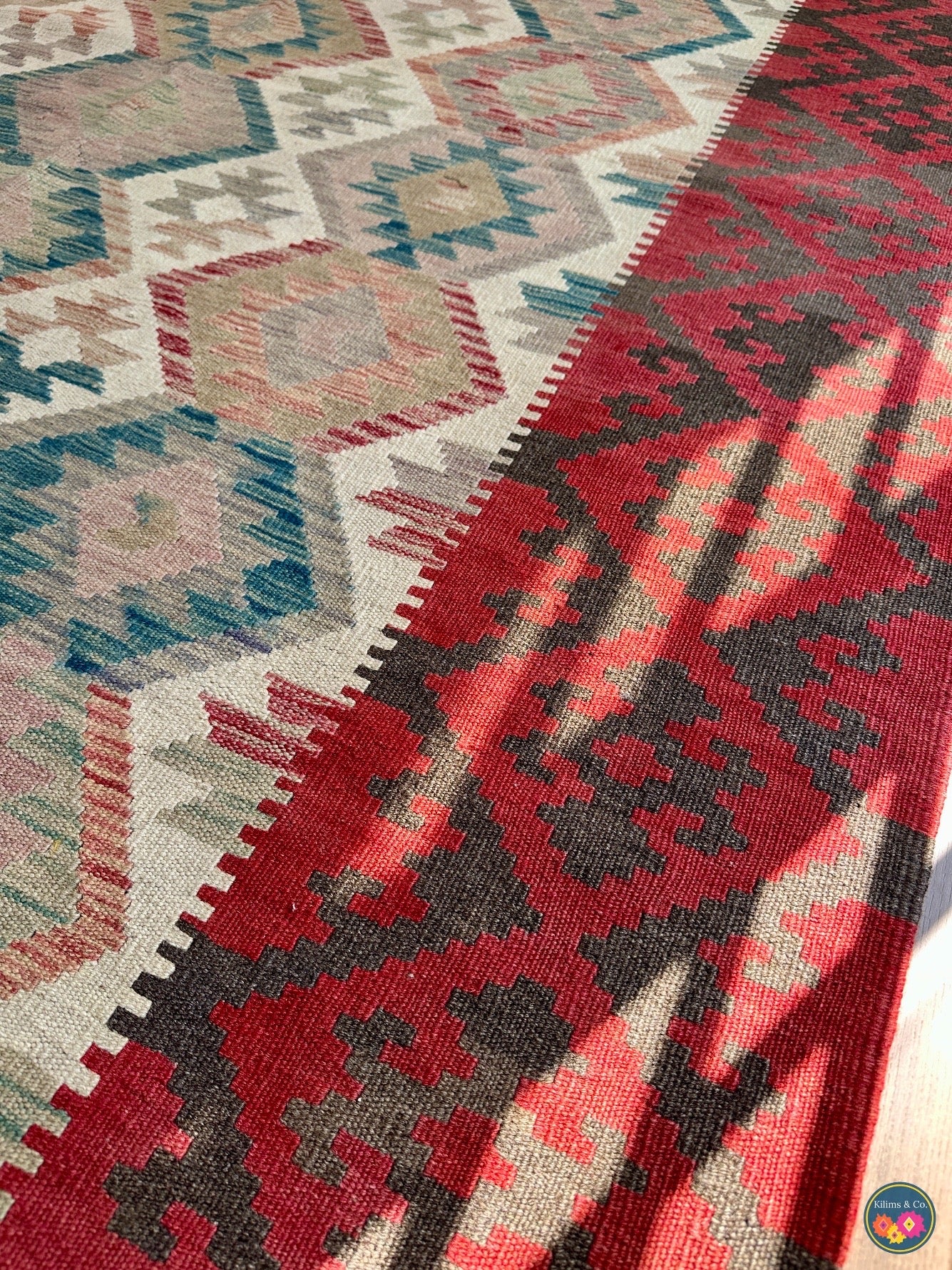 Pure Wool kilim 7ft 8in x 5ft 8in