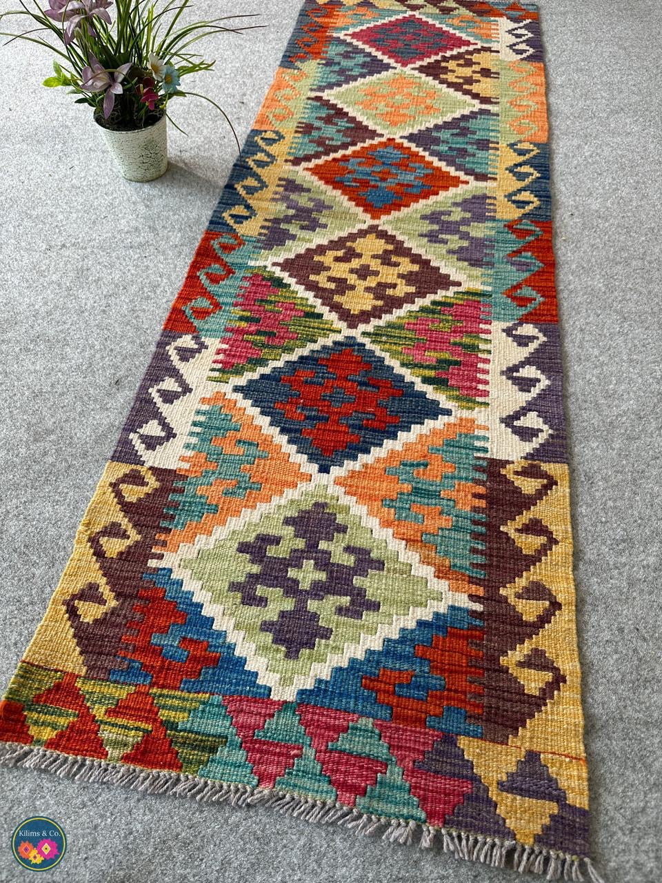 Table Runner (4’11” x 1'8”)