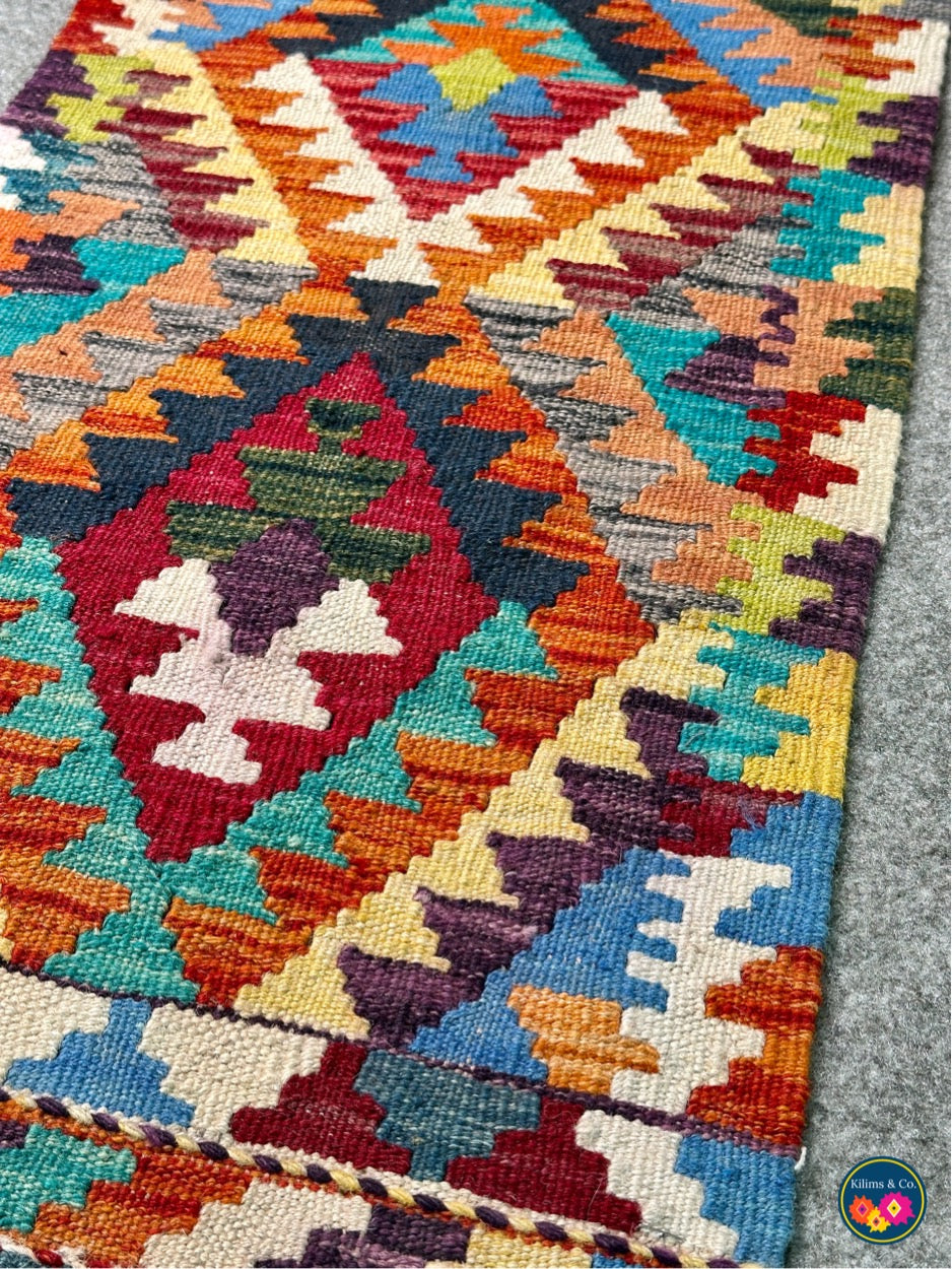 Table Runner (3’11” x 1'4”)