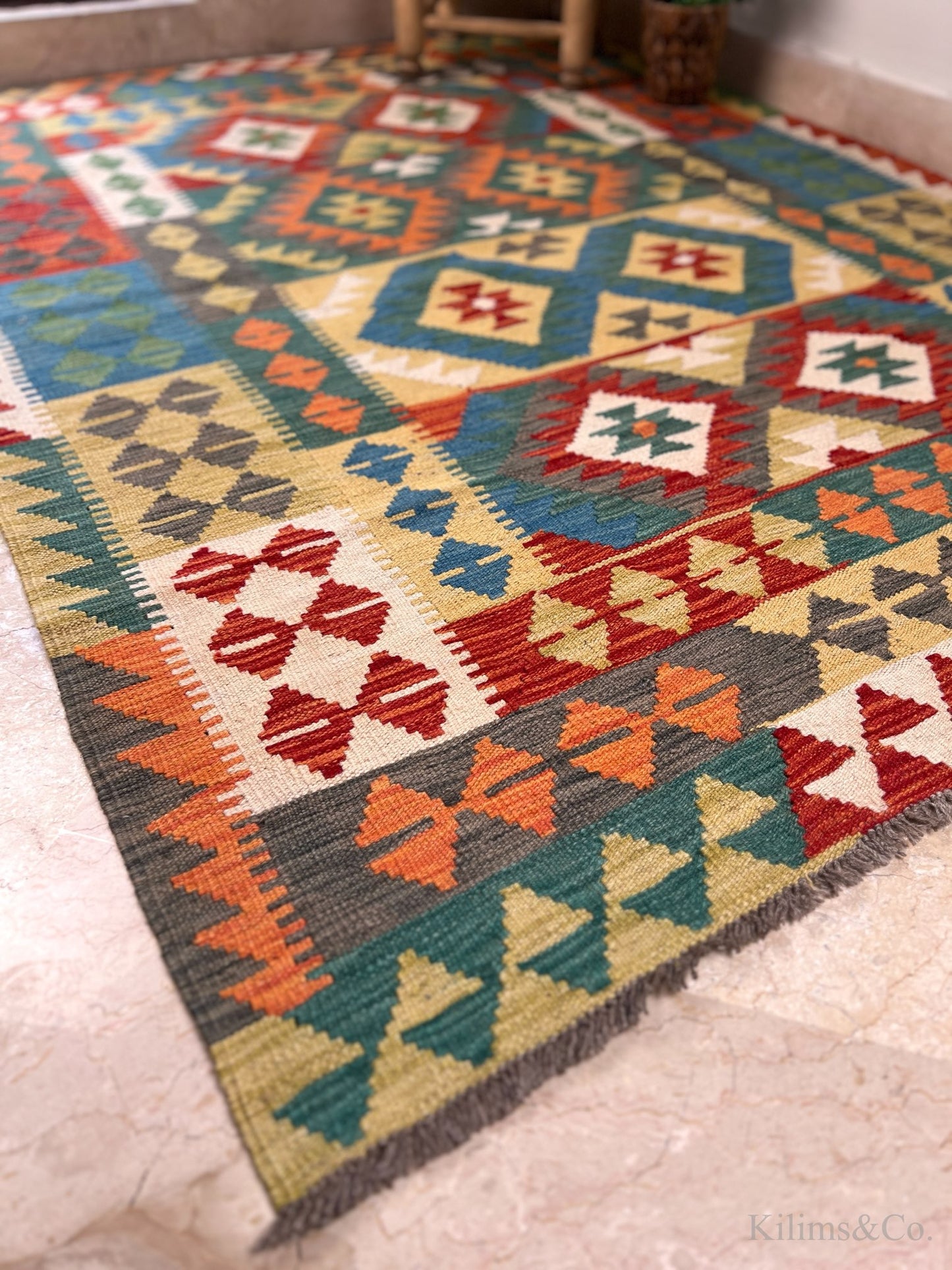 Pure wool kilim  6'6"x 4'11"