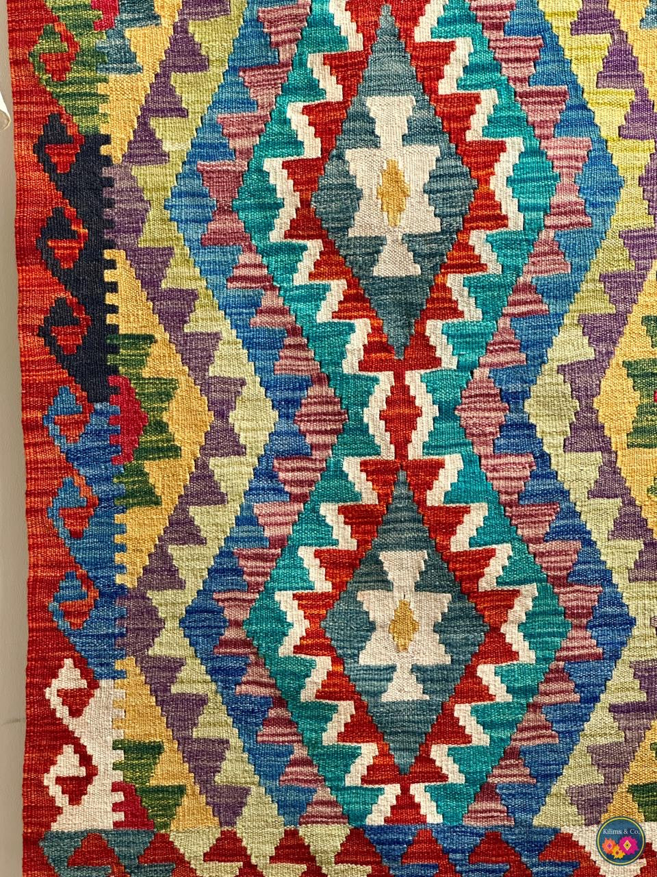Pure Wool Hanging kilim 4’2”x2’8”