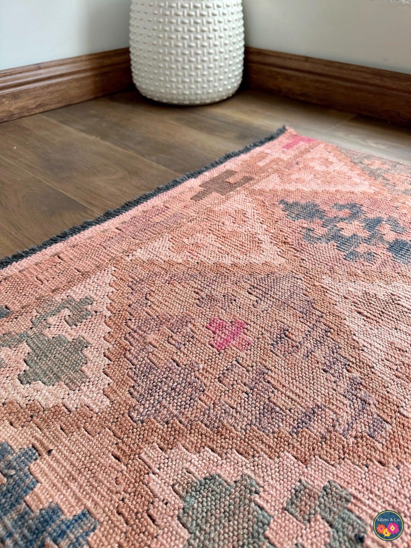 Pure Wool kilim 5ft 11in x 4ft 9in