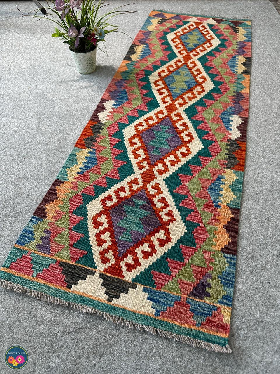 Table Runner (5’0” x 1'9”)