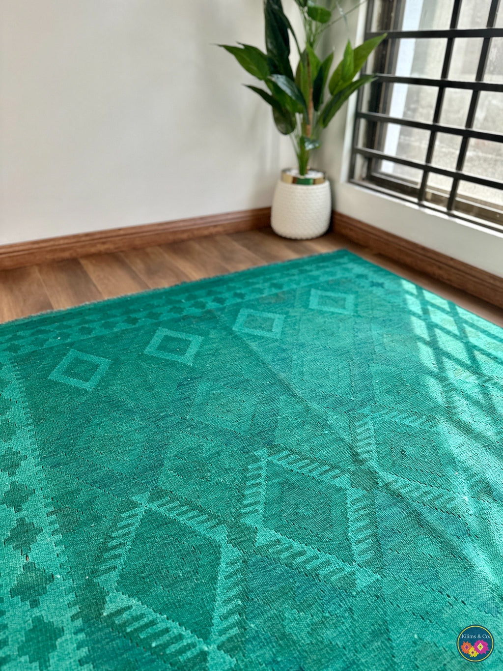 Pure Wool kilim 6ft 6in x 5ft 0in