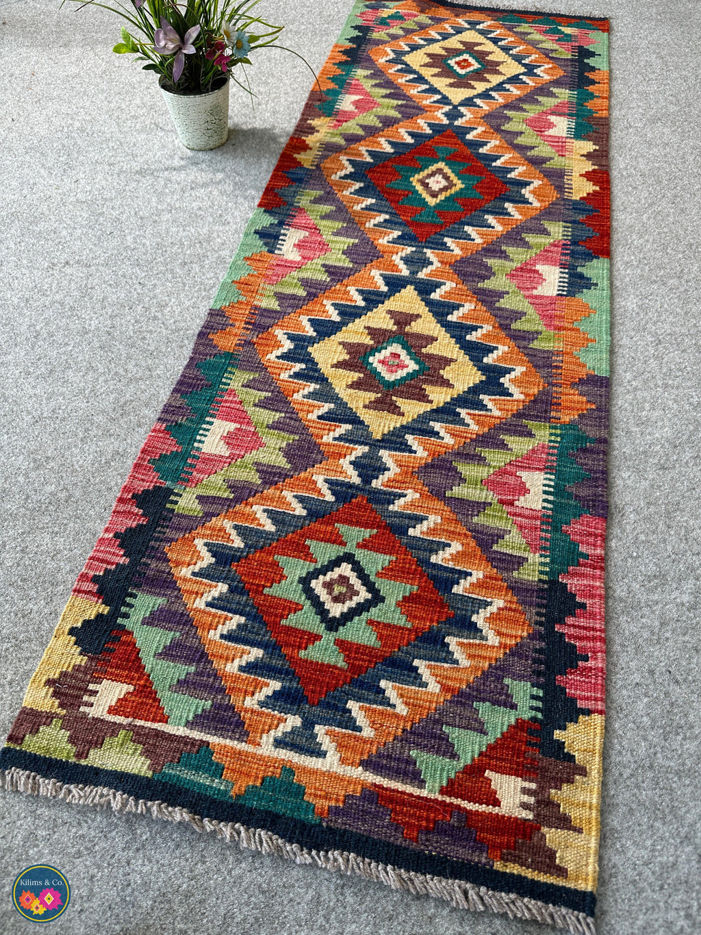 Table Runner (4’11” x 1'8”)