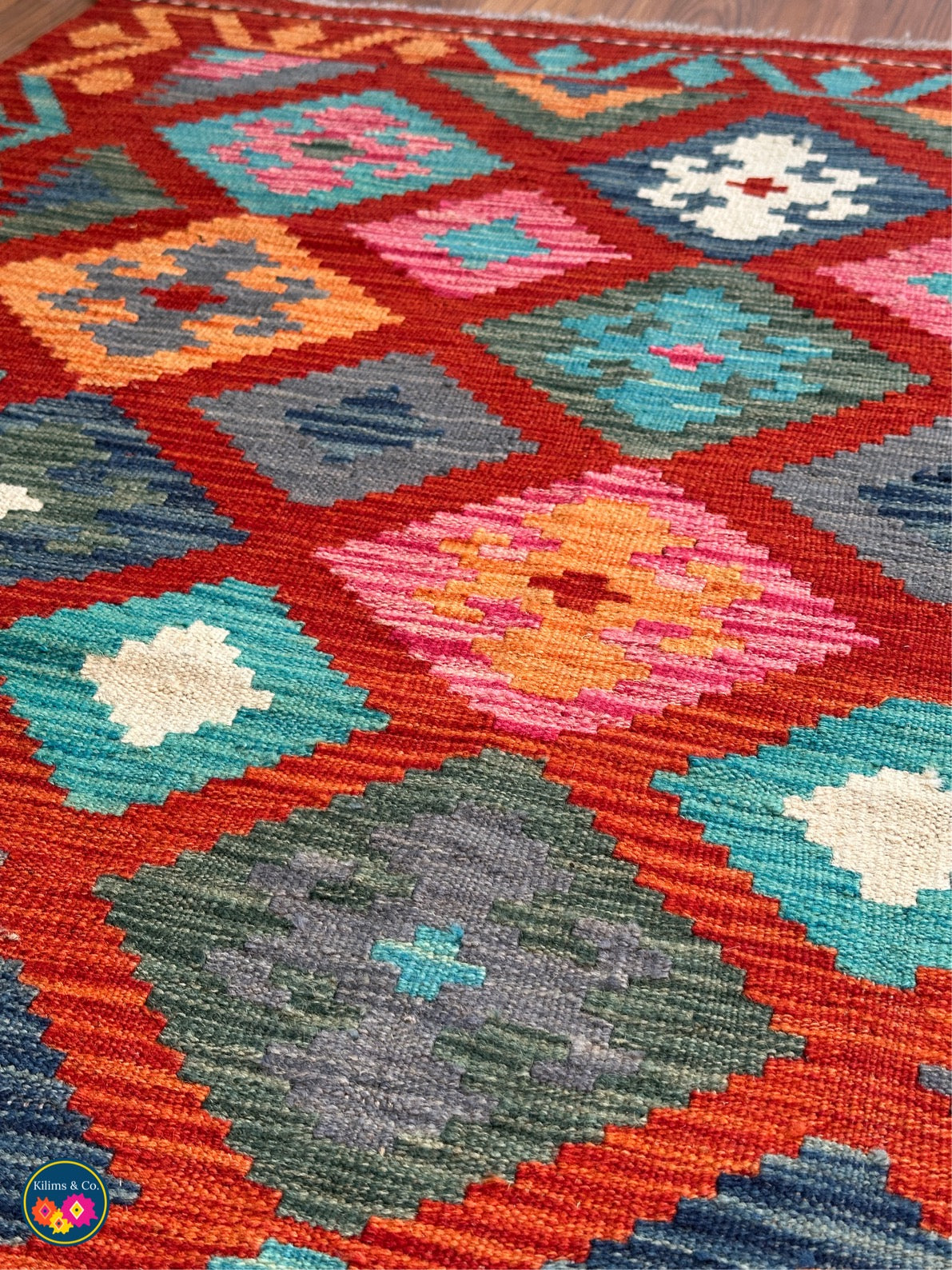 Pure wool kilim 5'7x4'0”