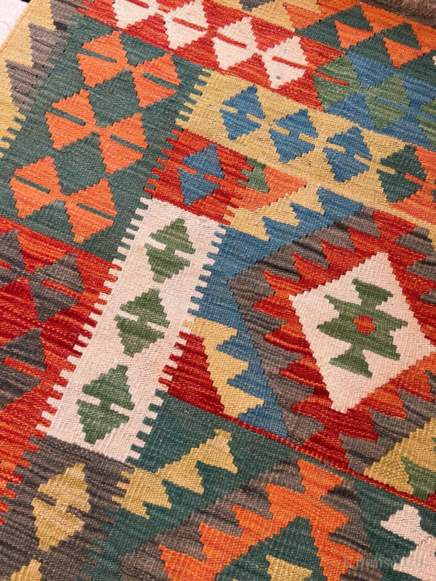 Pure wool kilim  6'6"x 4'11"