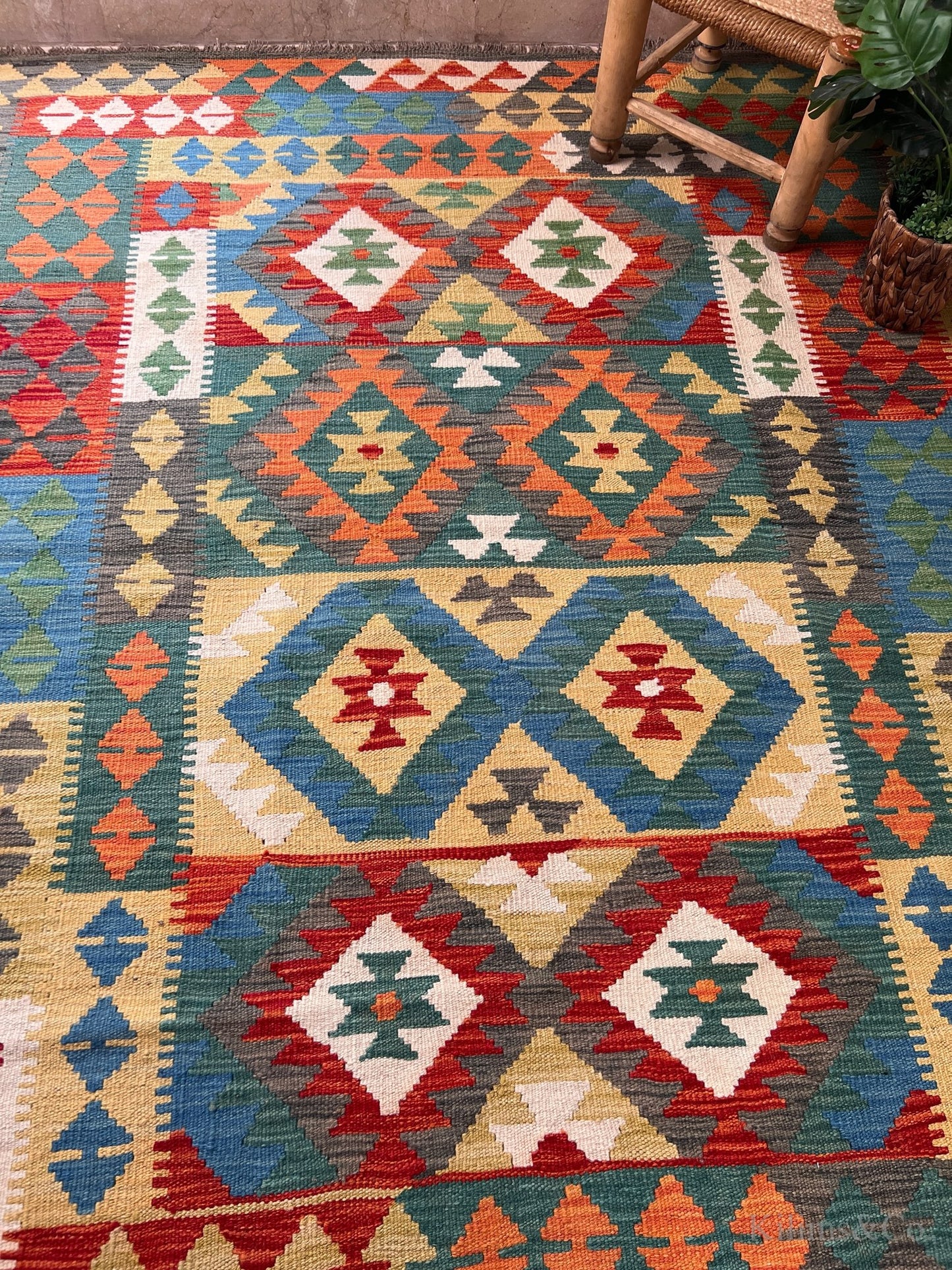 Pure wool kilim  6'6"x 4'11"