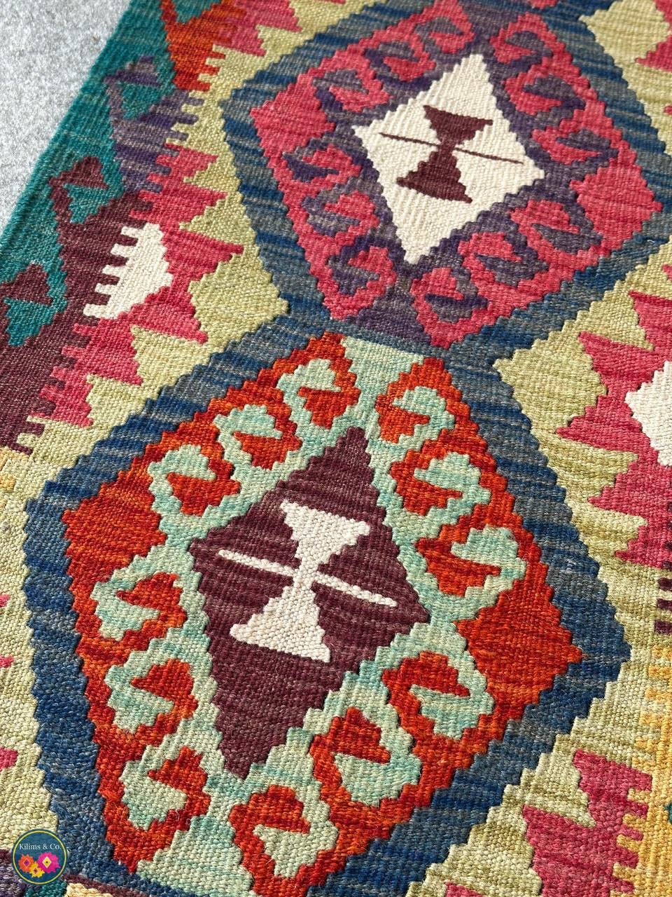 Table Runner (5’0” x 1'8”)