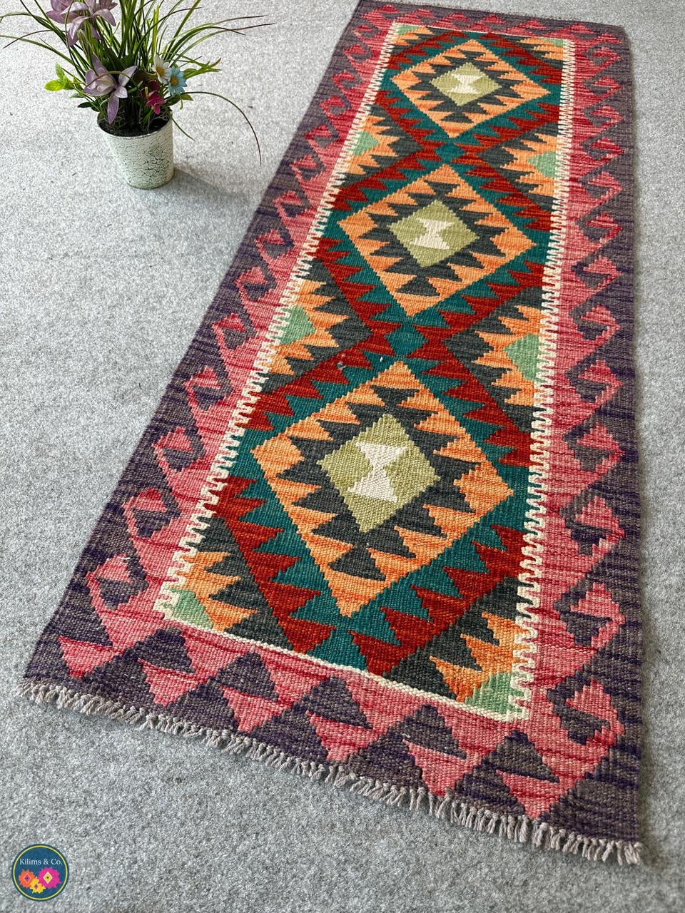 Table Runner (4’8” x 1'9”)