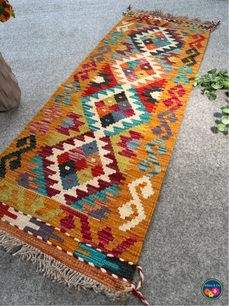 Table Runner (3'10"x1'5")