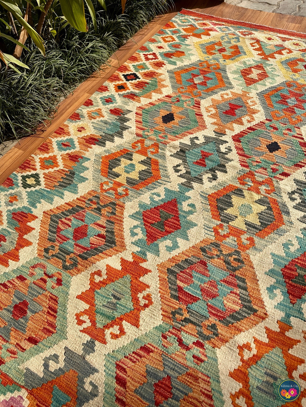Pure wool kilim (6′8″ × 4′11″ )