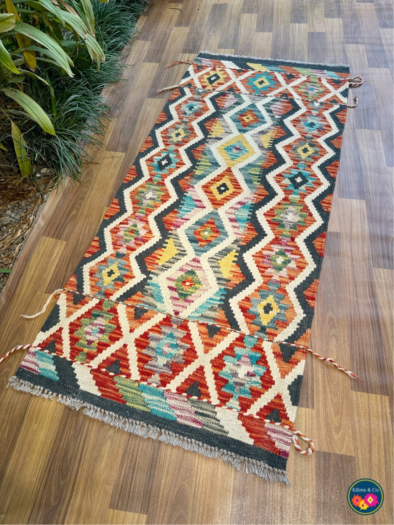 Woollen Floor Runner (2’2”x4’10”)