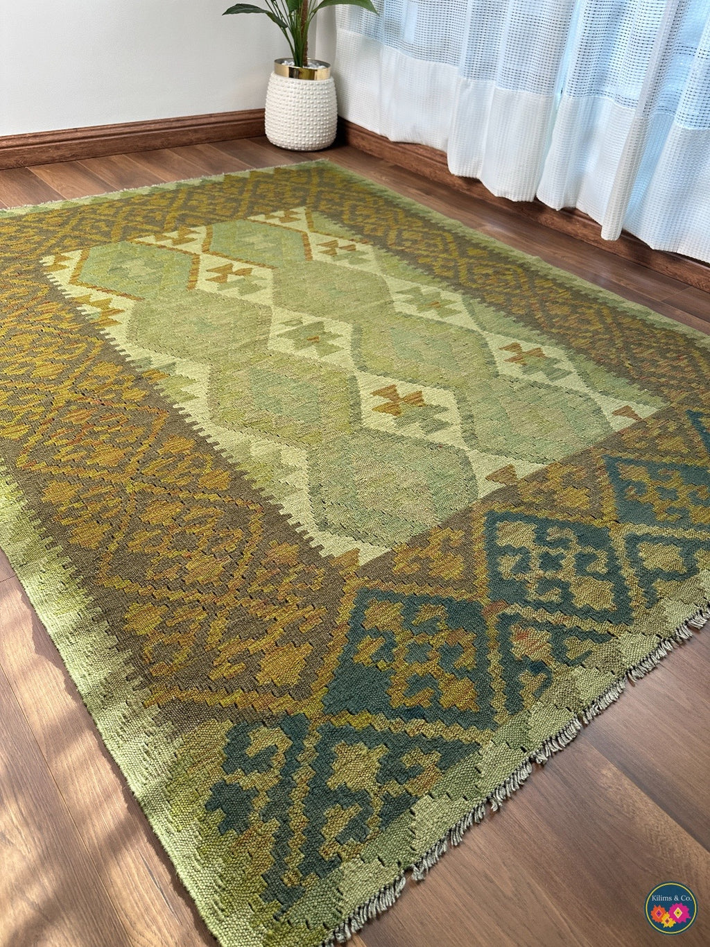 Over-dyed kilim 6ft 8in x 5ft 2in