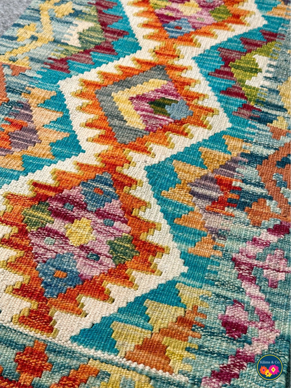 Table Runner (4'1" x 1'7")