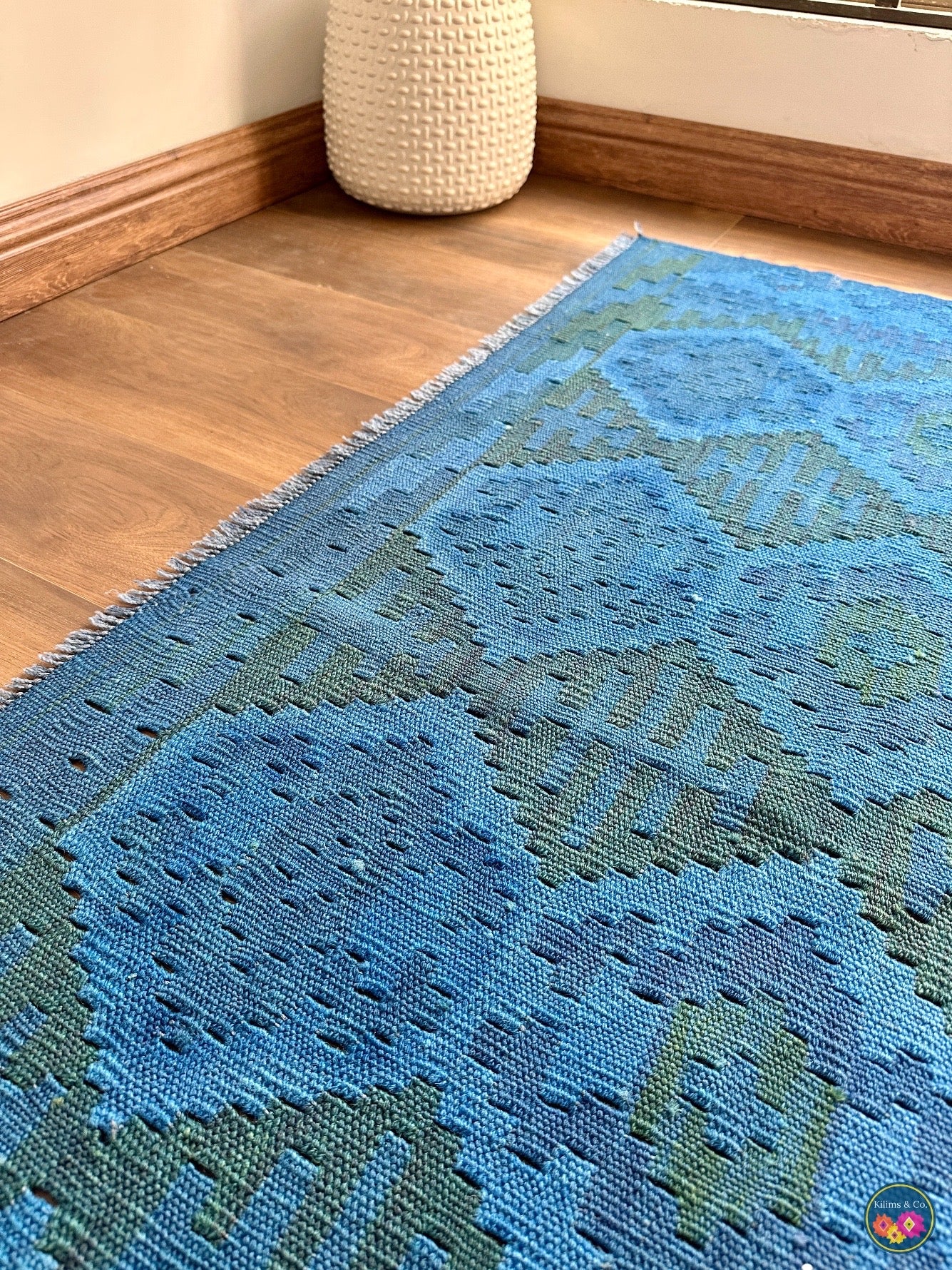 Pure Wool kilim 6ft 11in x 5ft 4in