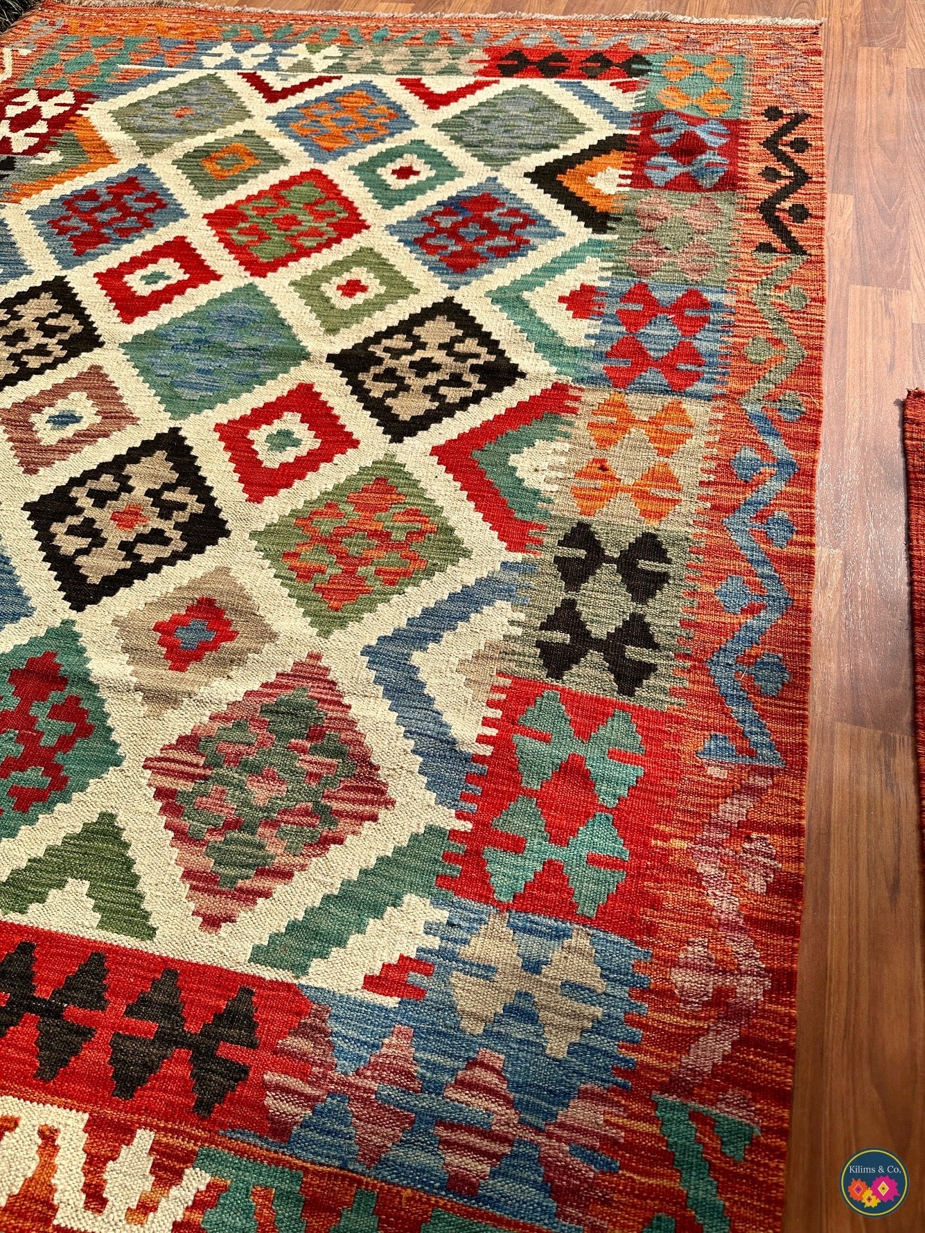 Pure wool kilim (6′7″ × 5′2″ )