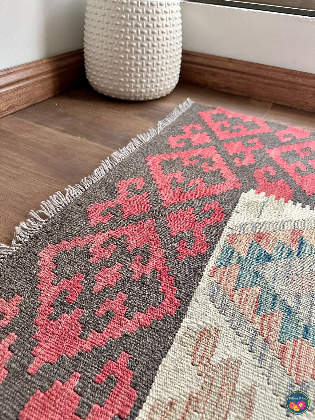 Pure Wool kilim 7ft 8in x 5ft 8in