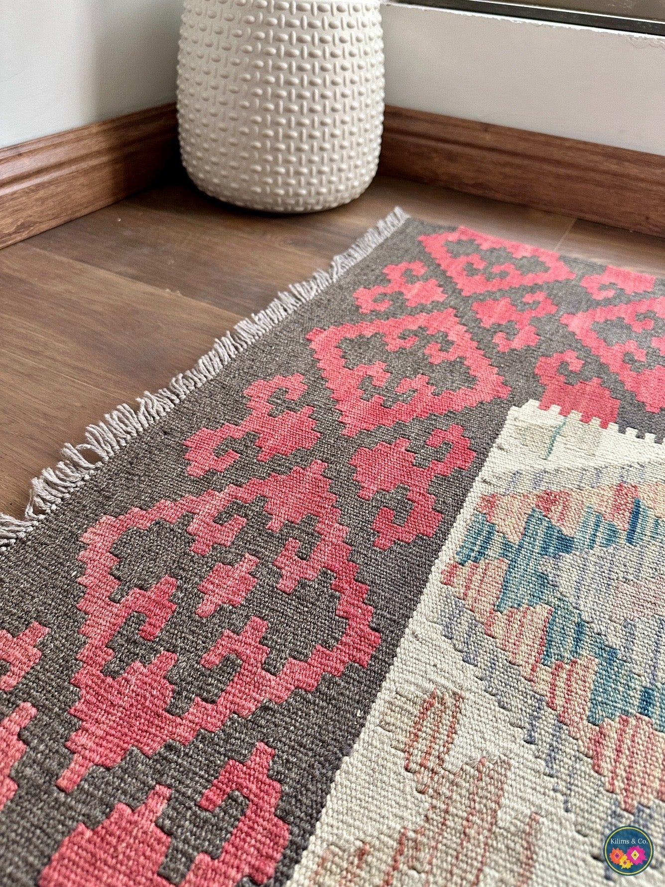 Pure Wool kilim 7ft 8in x 5ft 8in