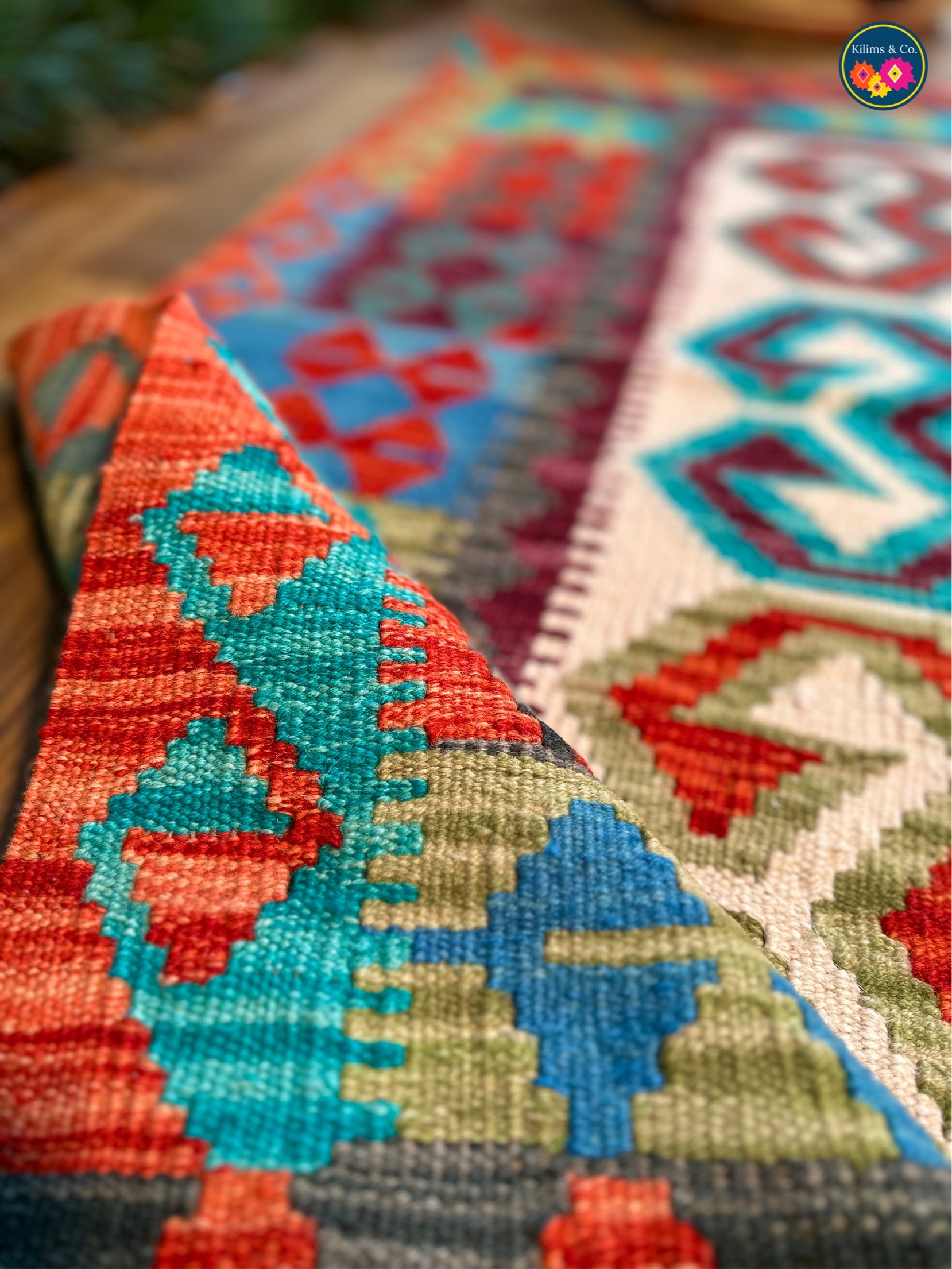 Pure wool kilim 4ft 11in x 3ft 6in