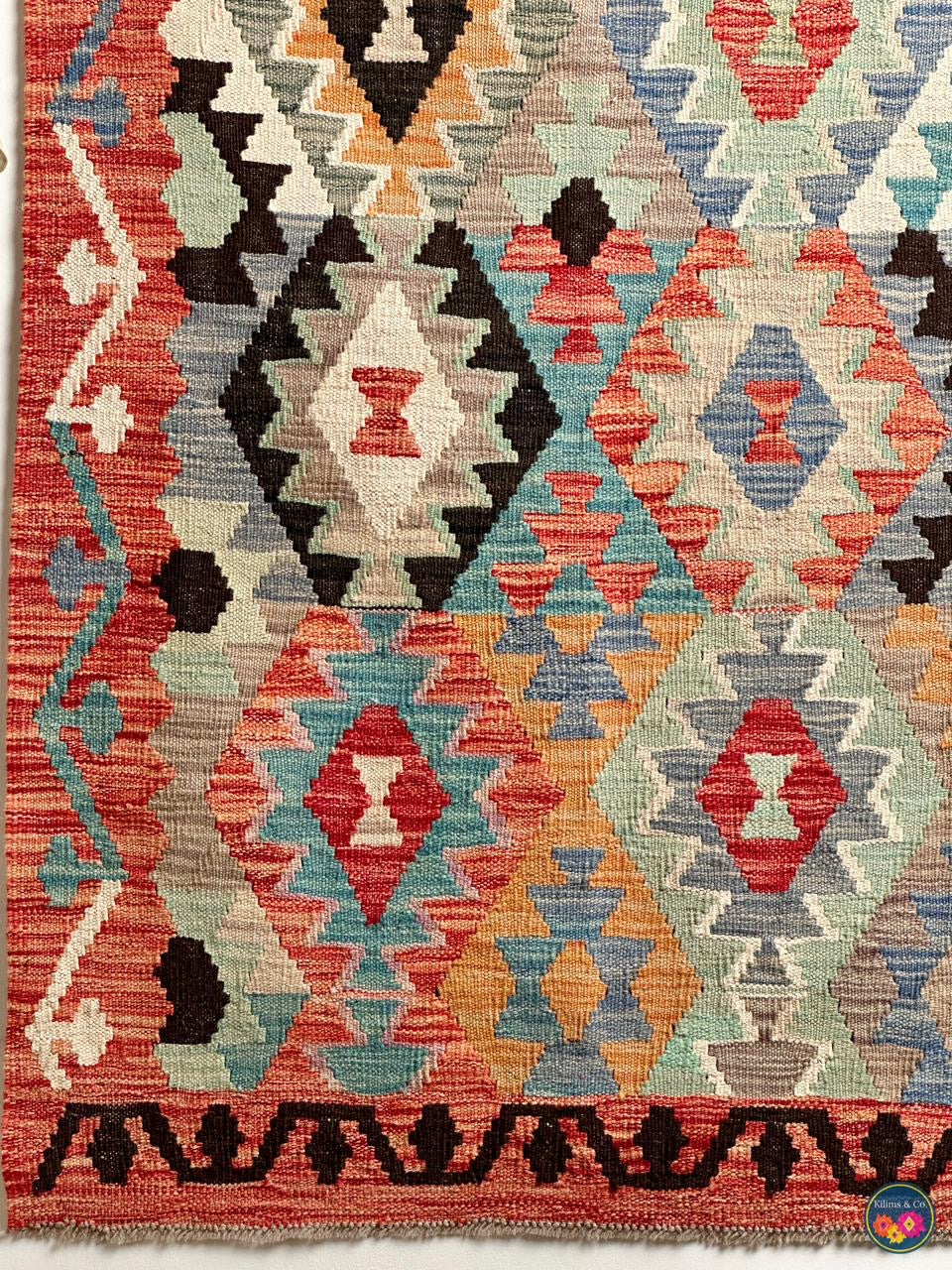 Pure Wool Hanging kilim 3’9”x2’10”