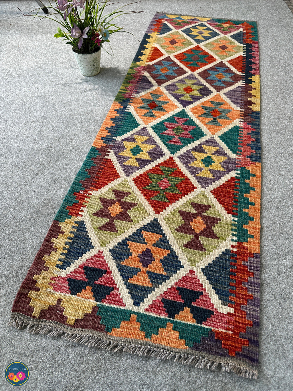 Table Runner (4’11” x 1'8”)